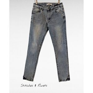 Stitches & Rivets Men's Light Washed Denim Slim/Fit Jeans  Sz 32x30